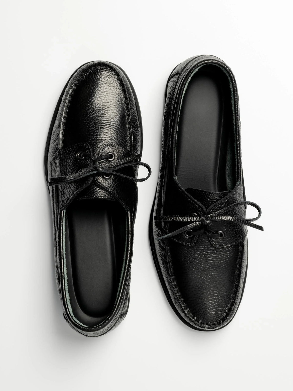 The Boat Shoe - Black Grain