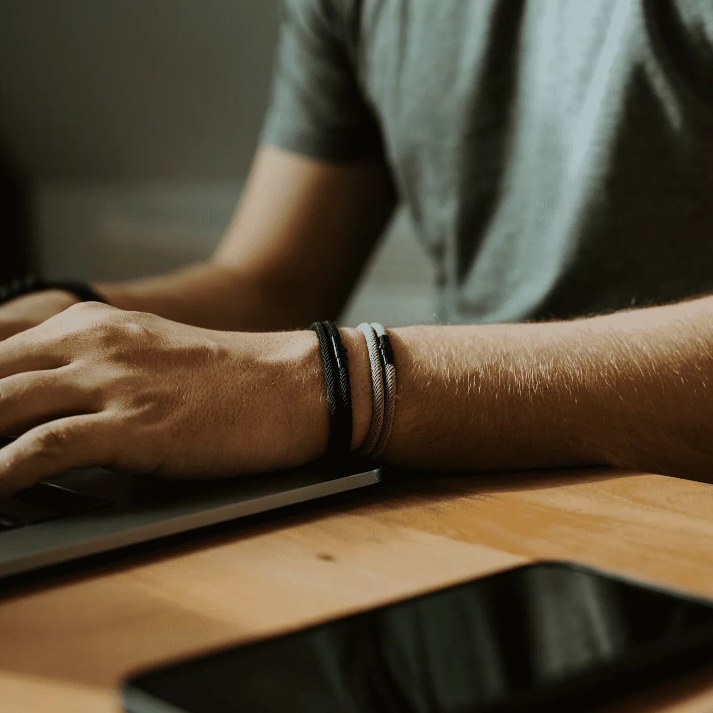 Swell Black men's bracelet – Rivo Coast