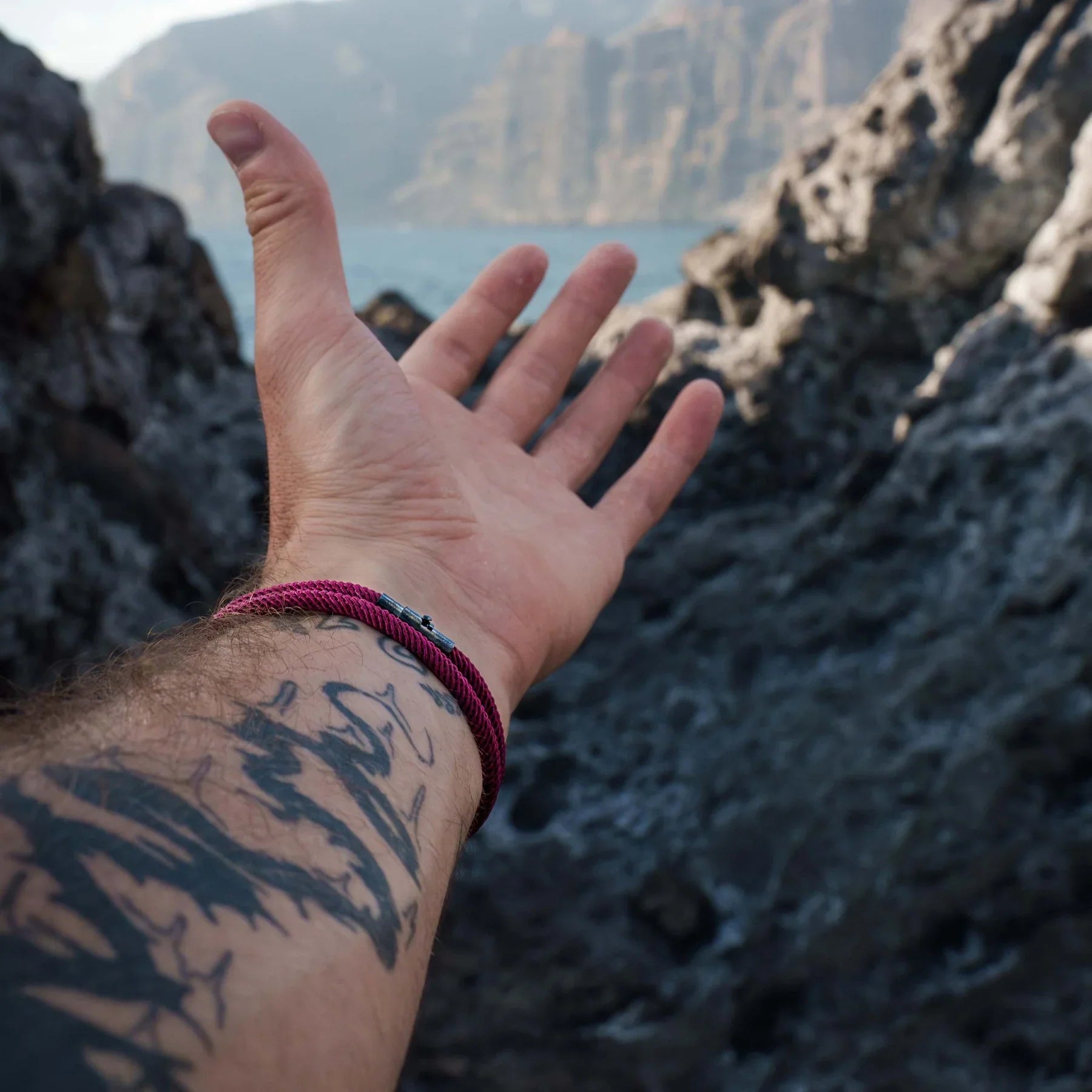 Swell Burgundy men's bracelet – Rivo Coast